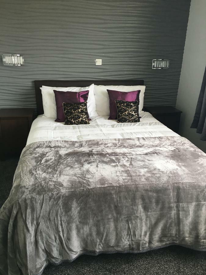 Highgate Inn Hotel Pembroke Luaran gambar